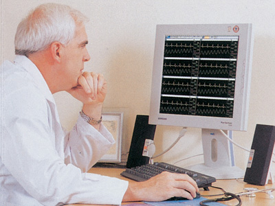 PATIENT CENTRAL SYSTEM PACKAGE (up to 16 monitor)